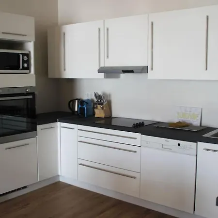 아파트 Fully Ac, Port-view, 2 Min And Palais *